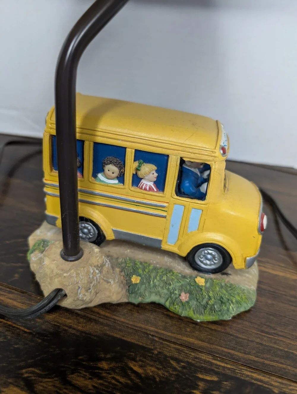 Vintage Susan Winget Children in the Schoolbus Lamp Shade Nursery Decor Working